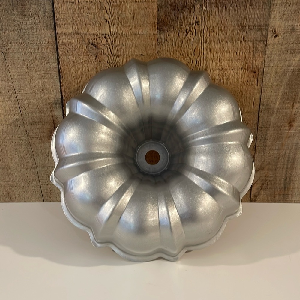 Nordic Ware silver Bundt pan